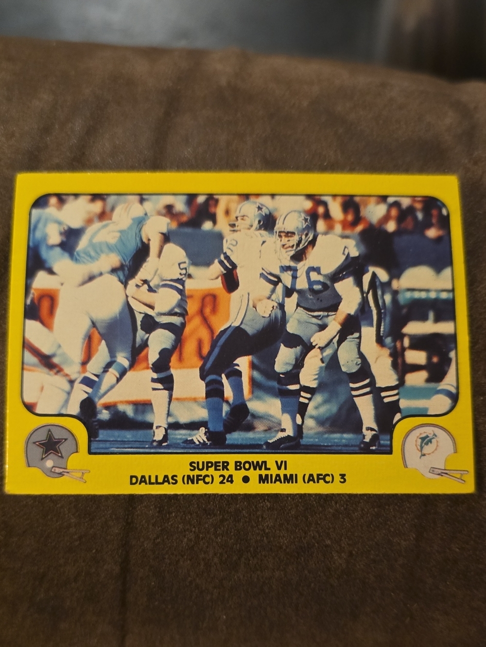 Vintage Super Bowl VI Collectible Card - Yellow